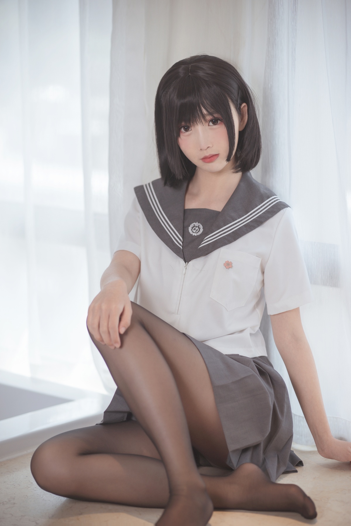 面饼仙儿 – 脑内少女 黑丝JK-COS世界
