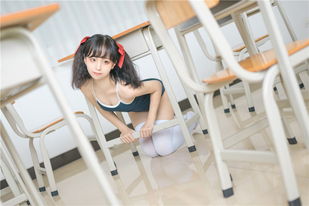 cosplay白丝长腿福利-COS世界