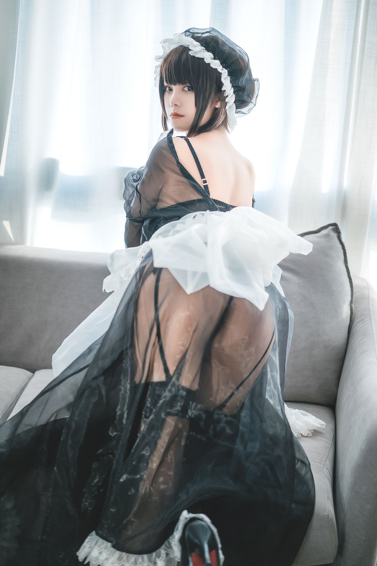 图片[2]-透明女仆-COS世界