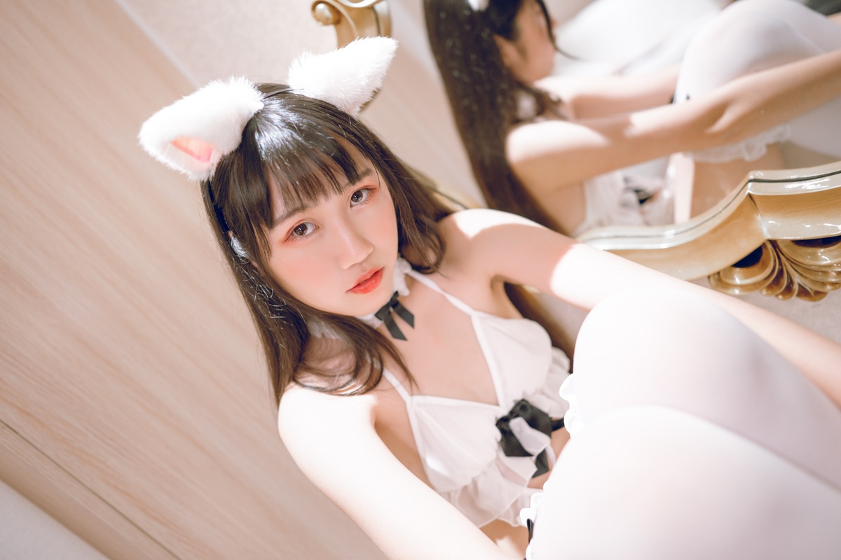 微博人气Coser不呆猫 - 狐狸 [26P-88MB]-COS世界
