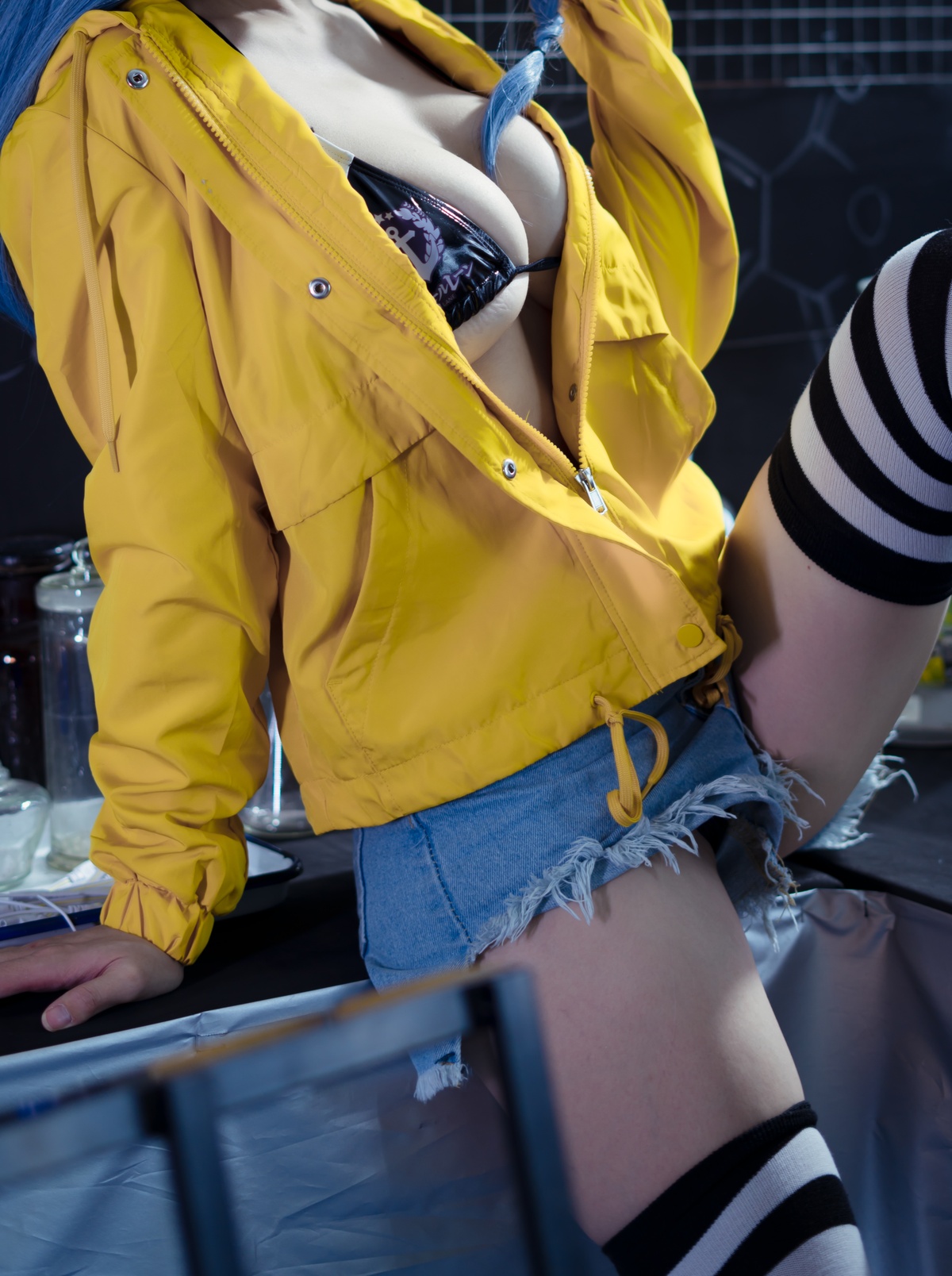 【coser】小仓千代w-6月舰长写真-COS世界