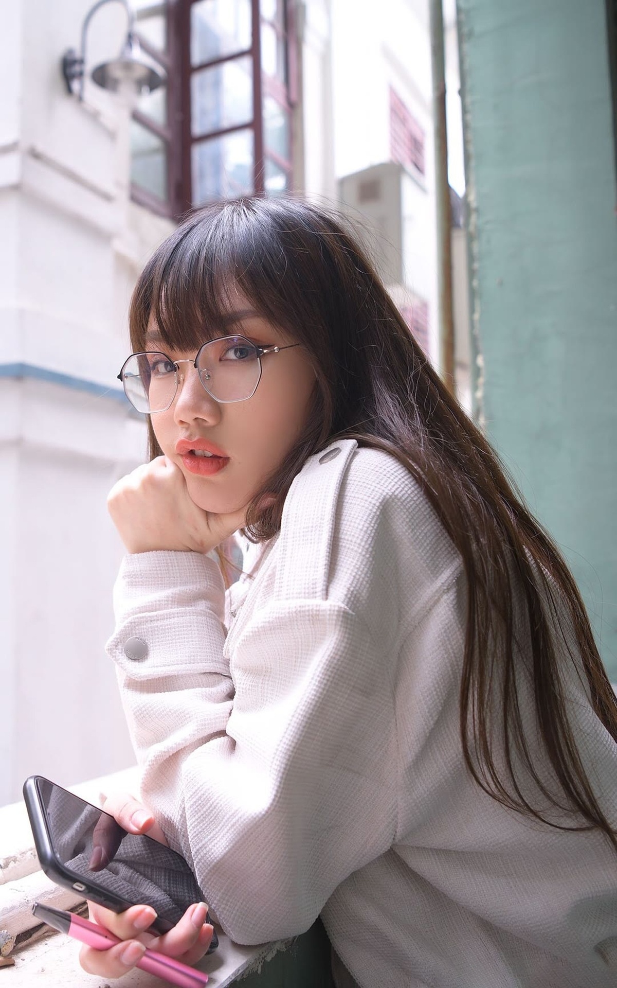 图片[2]-美女紧身皮裤图-COS世界