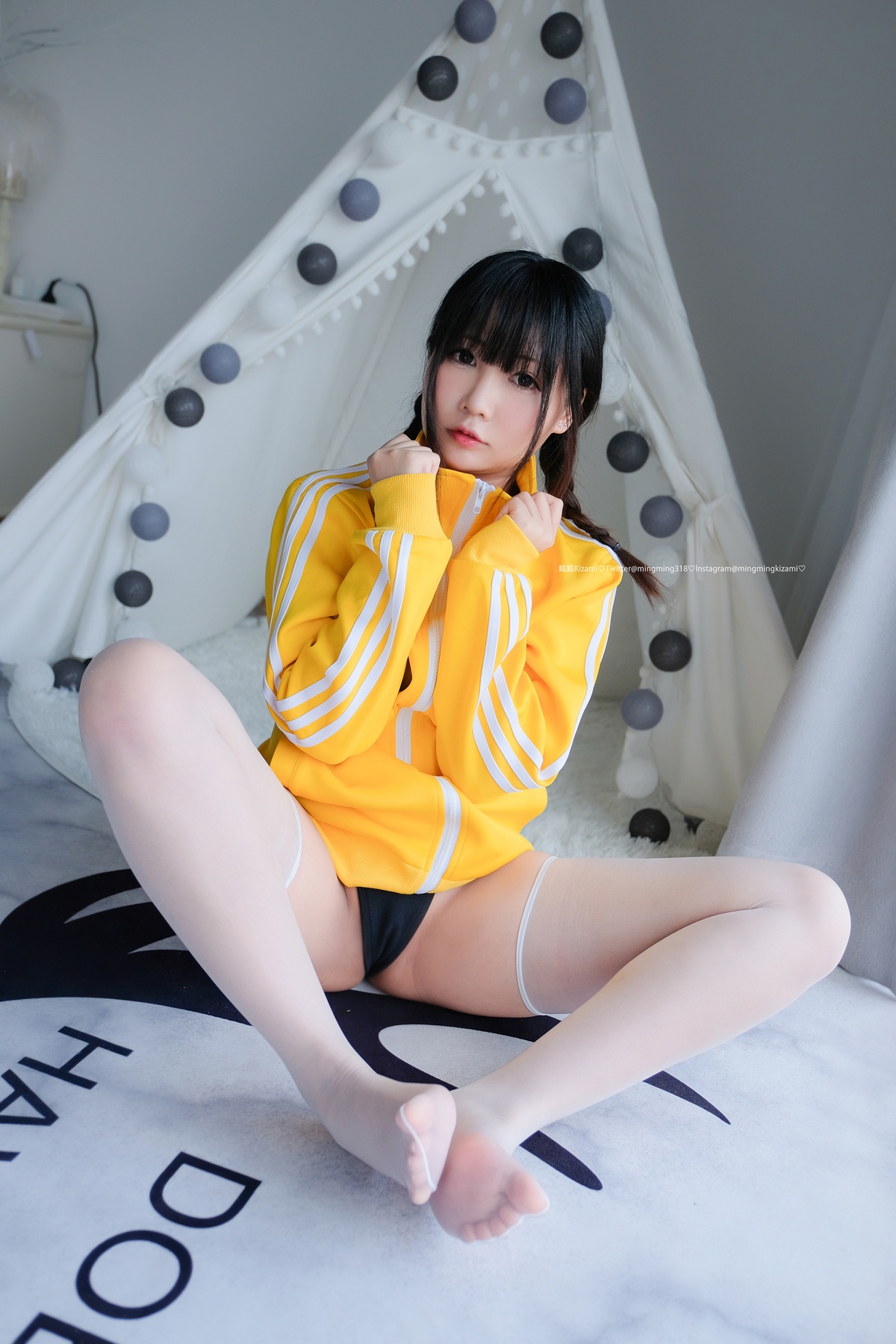 铭铭Kizami - VOL.13 写真+自撮り-COS世界
