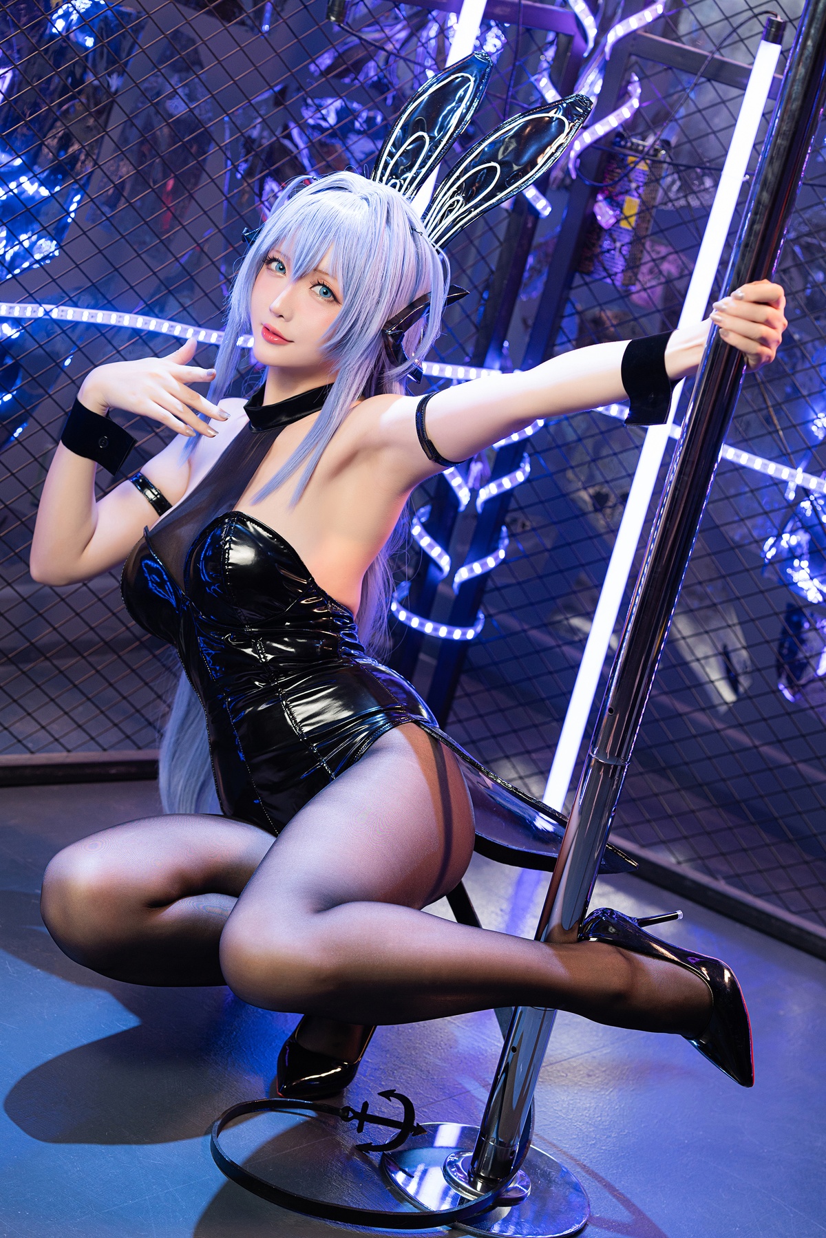 「微博Coser」星之迟迟 纯白と漆黑-花园-COS世界
