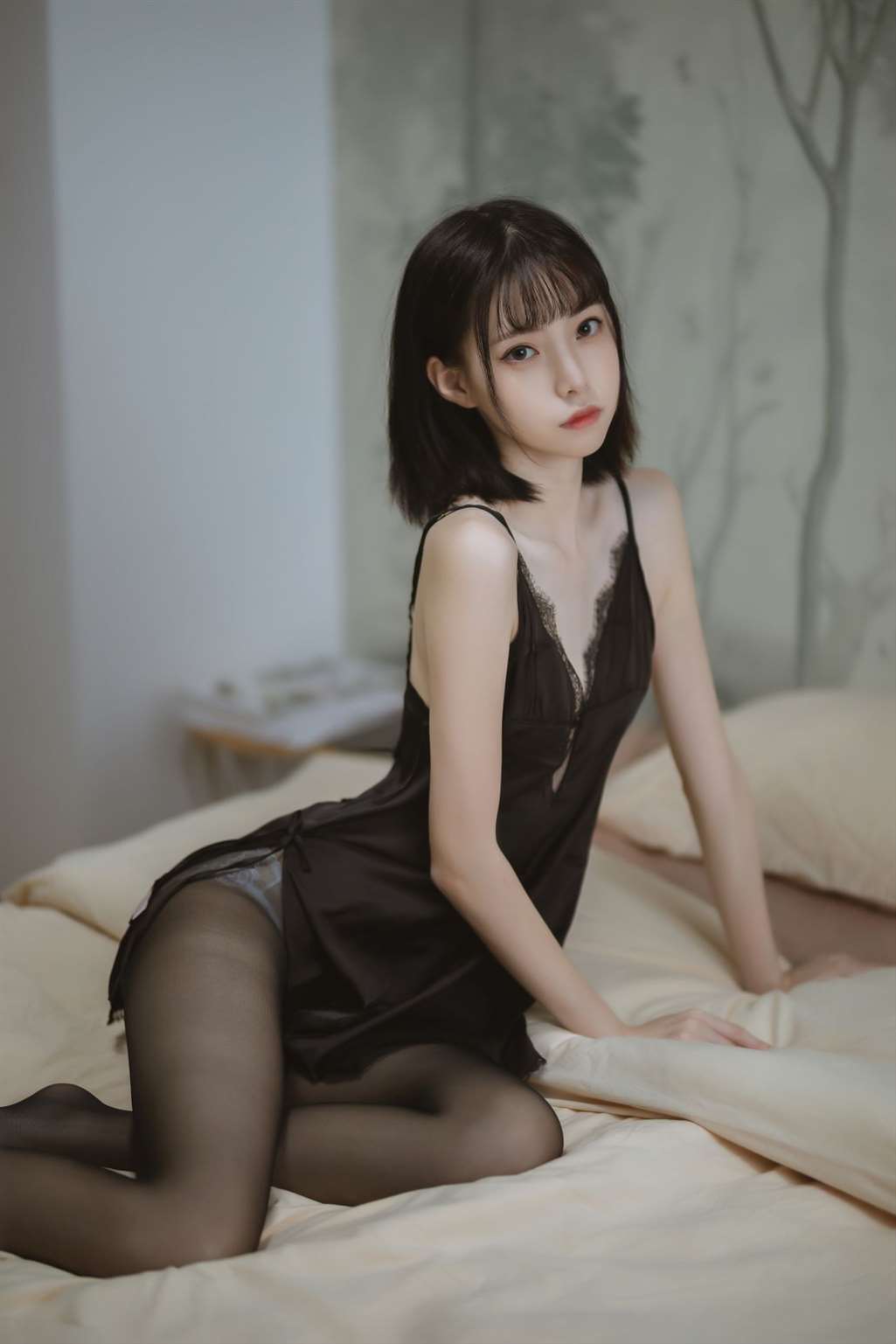 图片[2]-许岚 黑色蕾丝睡衣-COS世界