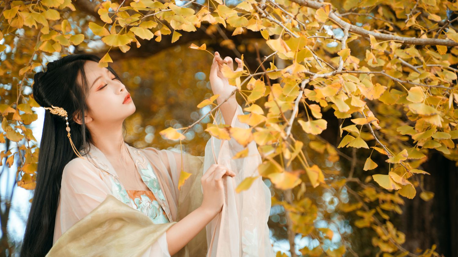 图片[8]-银杏树下 旺旺小小舒-COS世界