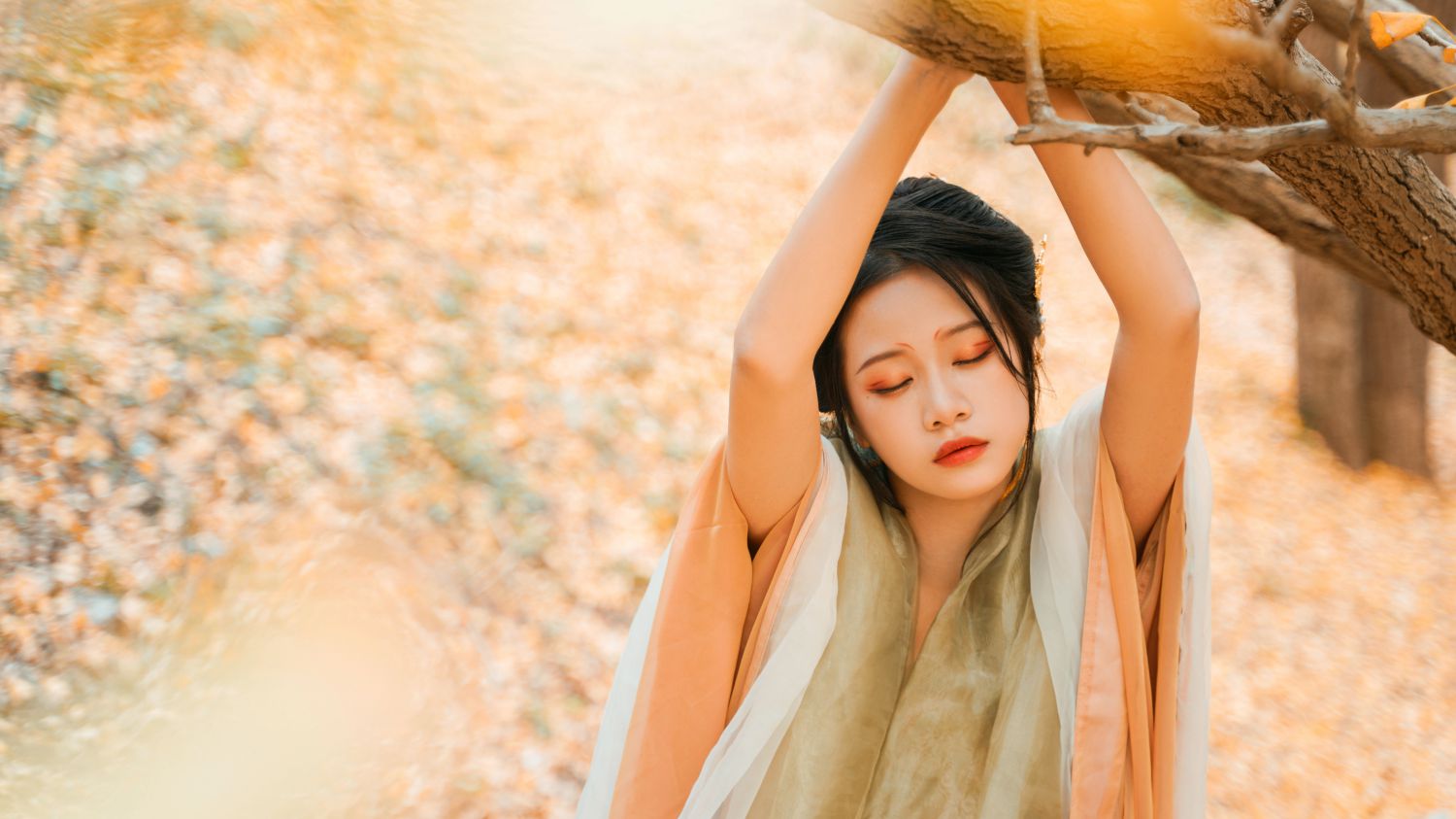 图片[32]-银杏树下 旺旺小小舒-COS世界