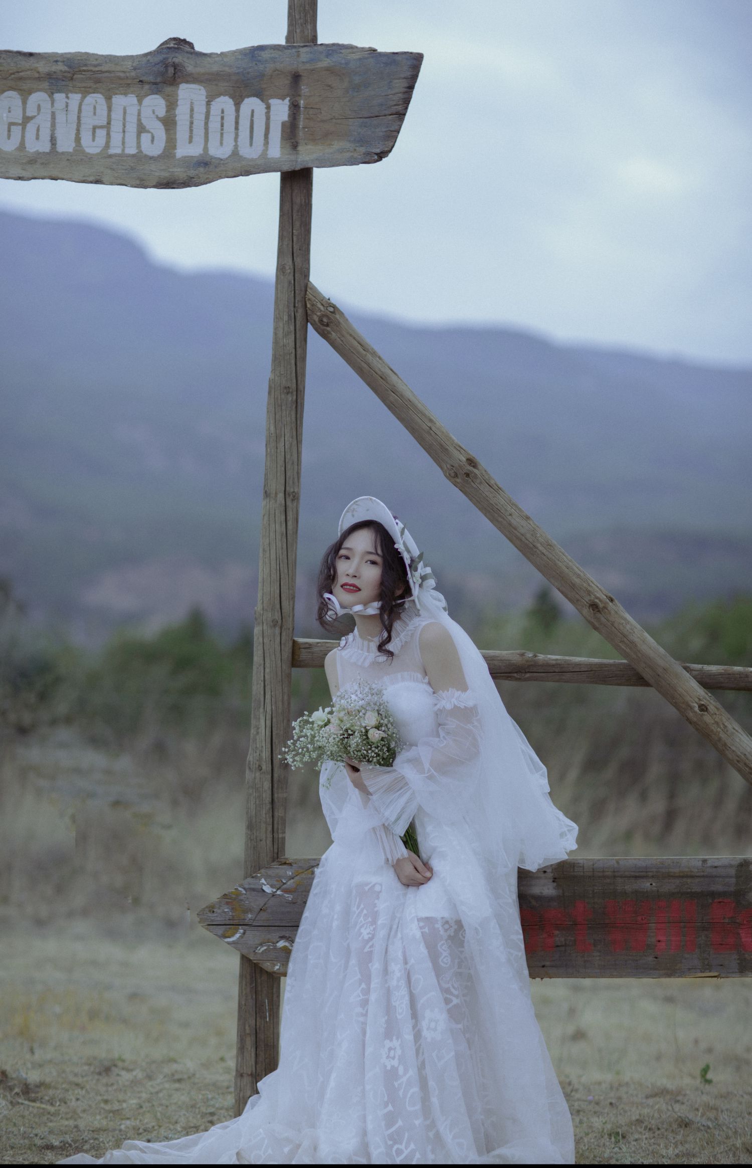 图片[3]-为自己穿一次婚纱-COS世界