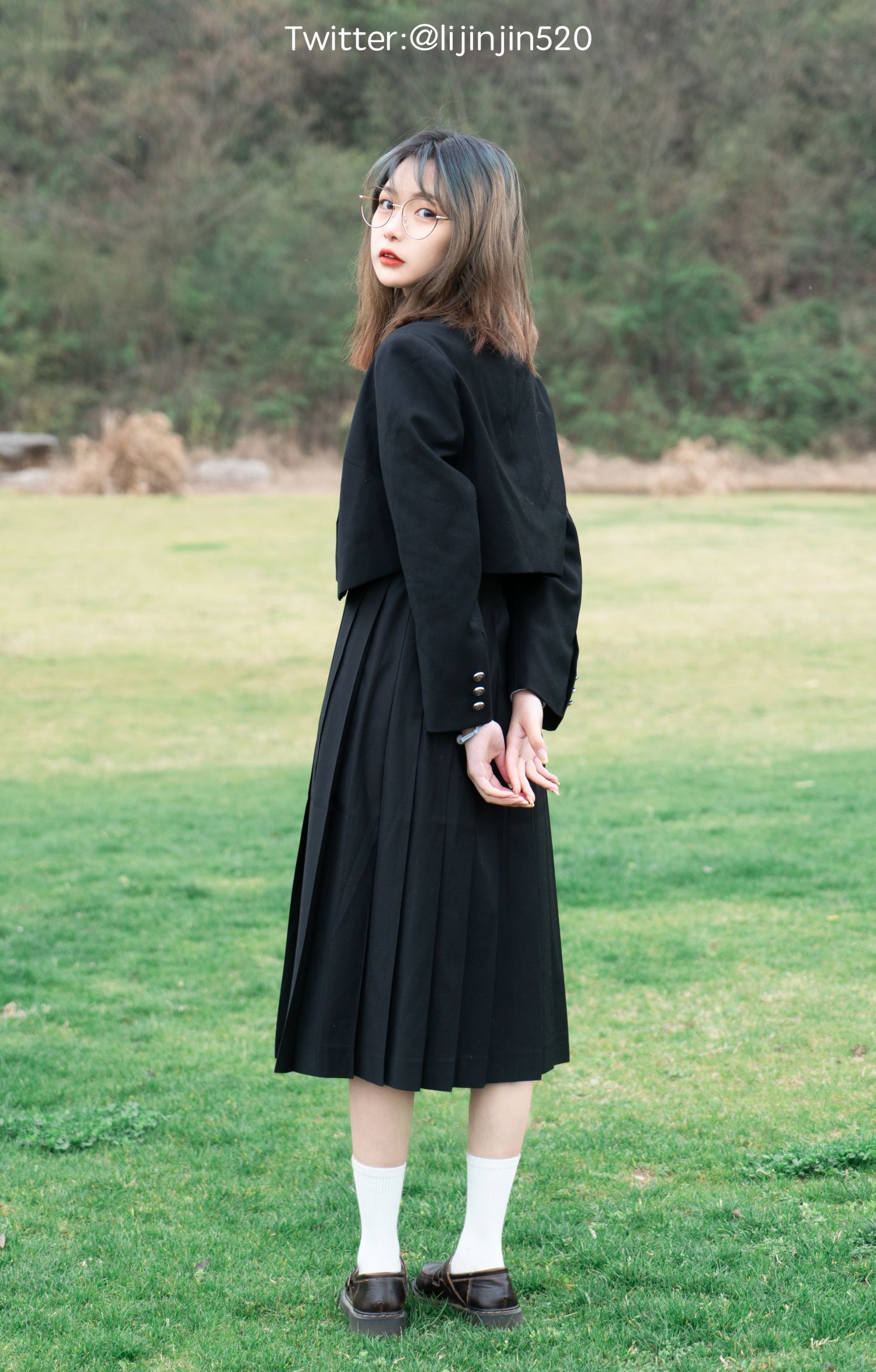 图片[4]-户外黑长服-COS世界