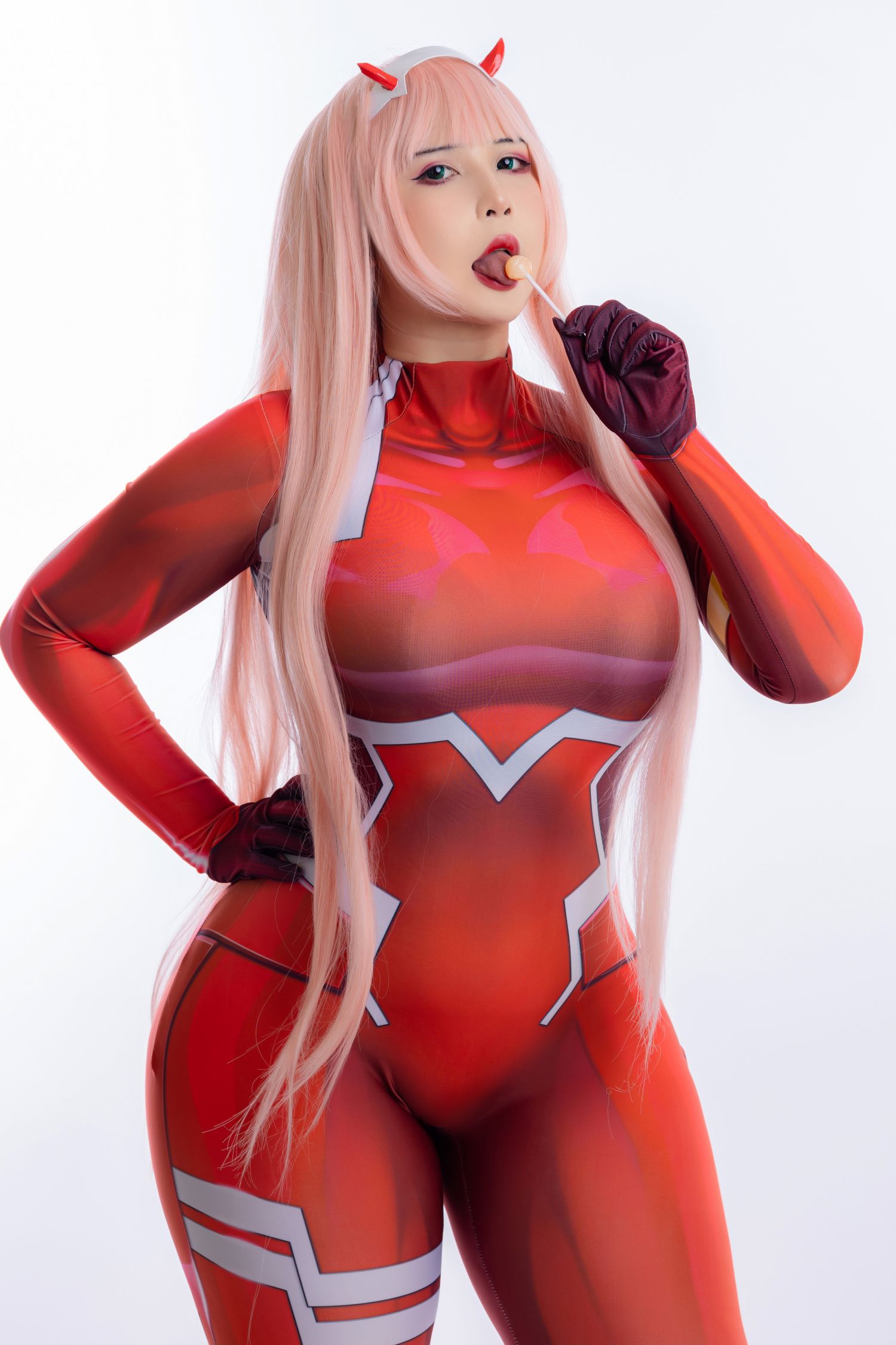 图片[2]-Uy Uy Zero Two-COS世界