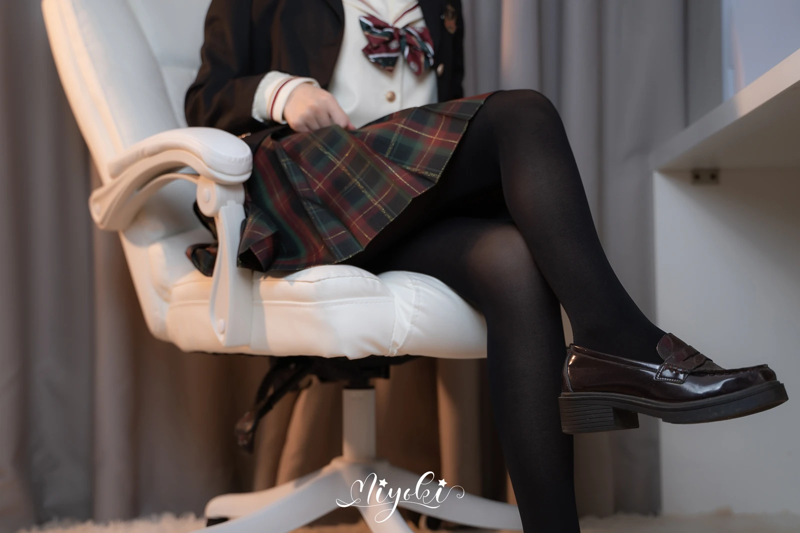 图片[2]-铃木美咲福利 现役JK的美脚连裤袜-COS世界