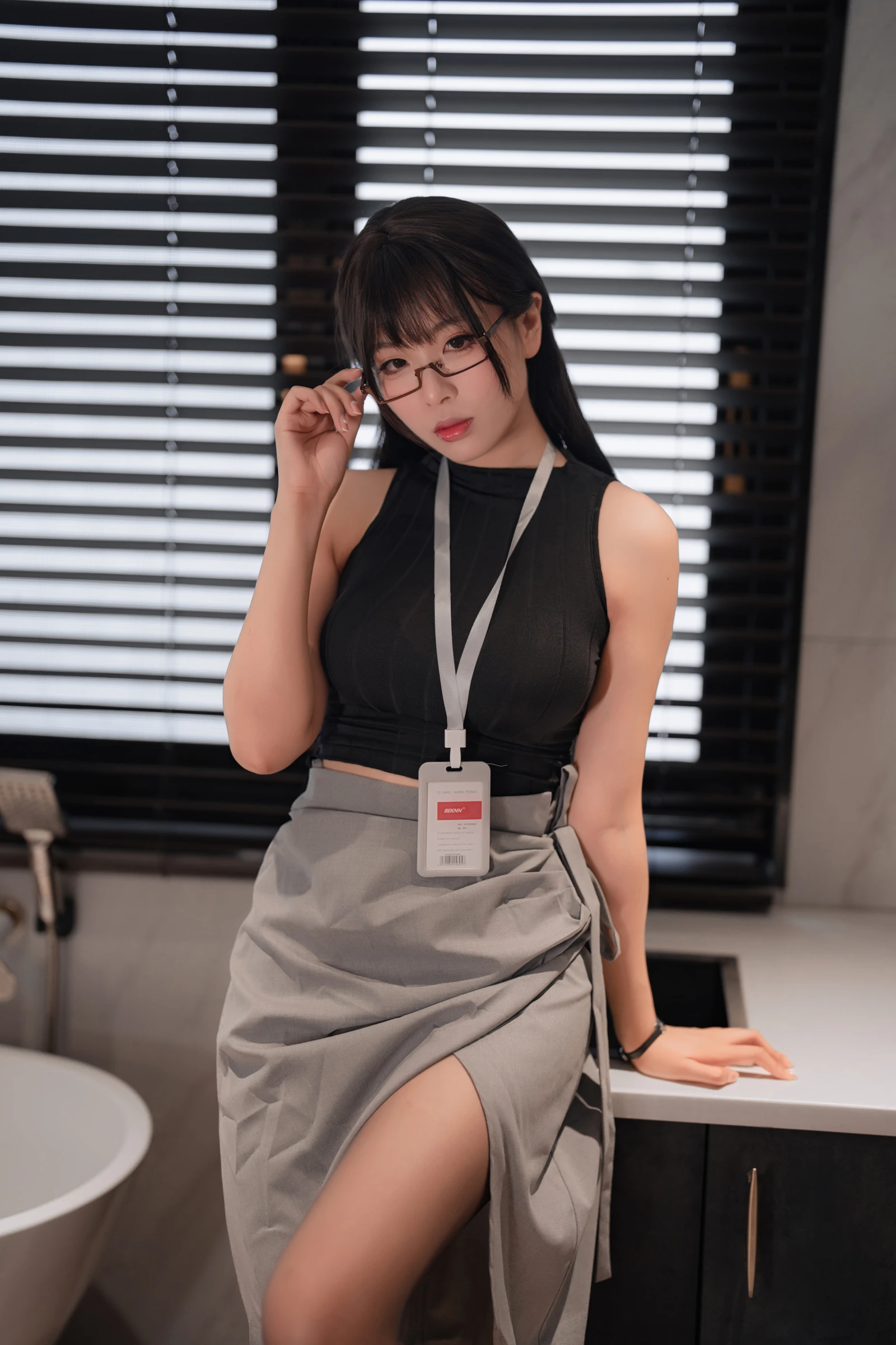 学姐眼镜娘 浴室 85P-COS世界