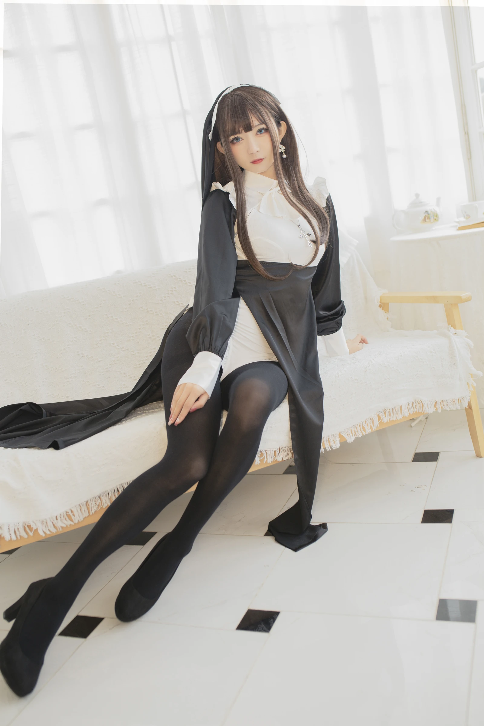 修女 白色空间 24P-COS世界