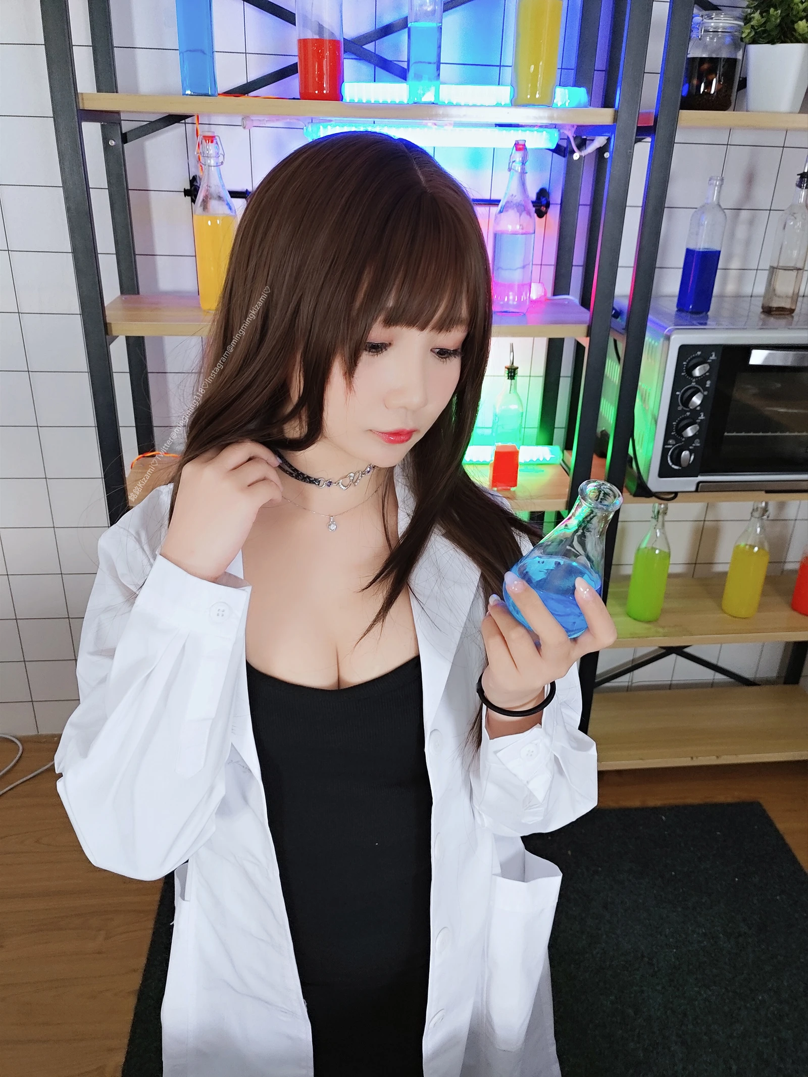 铭铭 化学教室 106P-COS世界