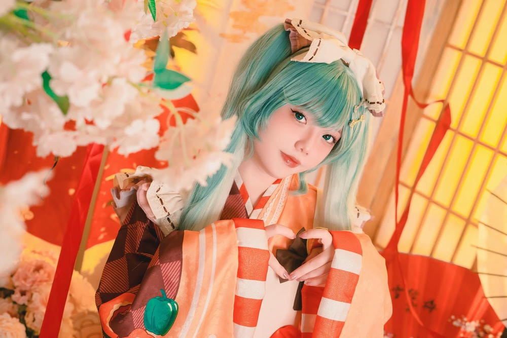Messie Huang - Miku  76P-COS世界