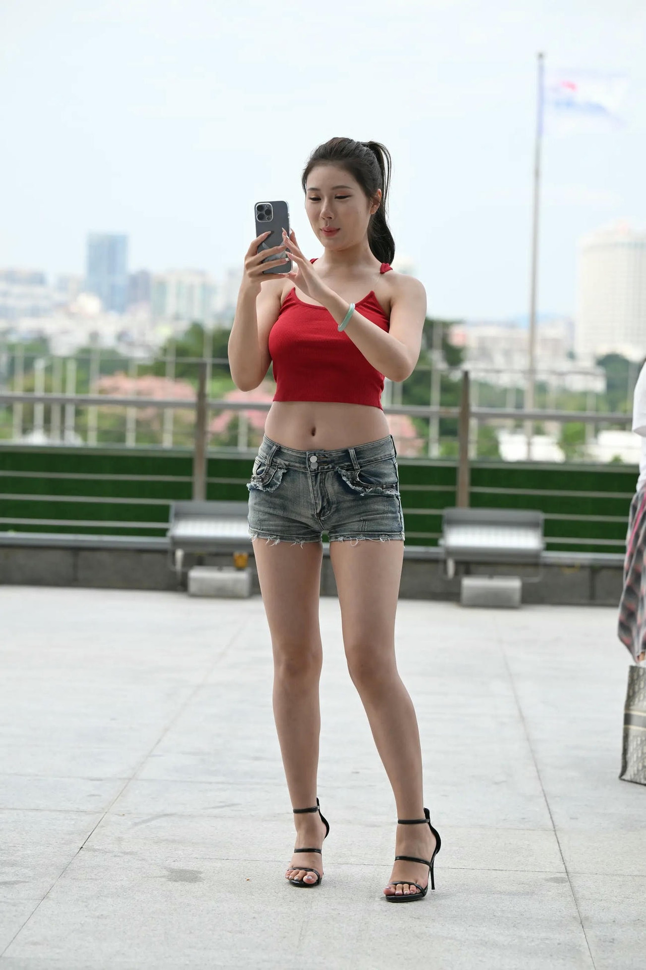 热裤美腿美足美女 60P-COS世界