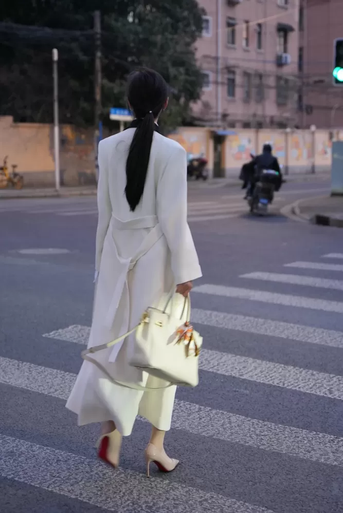 图片[4]-XiuRen 秀人 No.N263 周妍希街拍市场ol高跟 – [新秀人套图] [97P]-COS世界