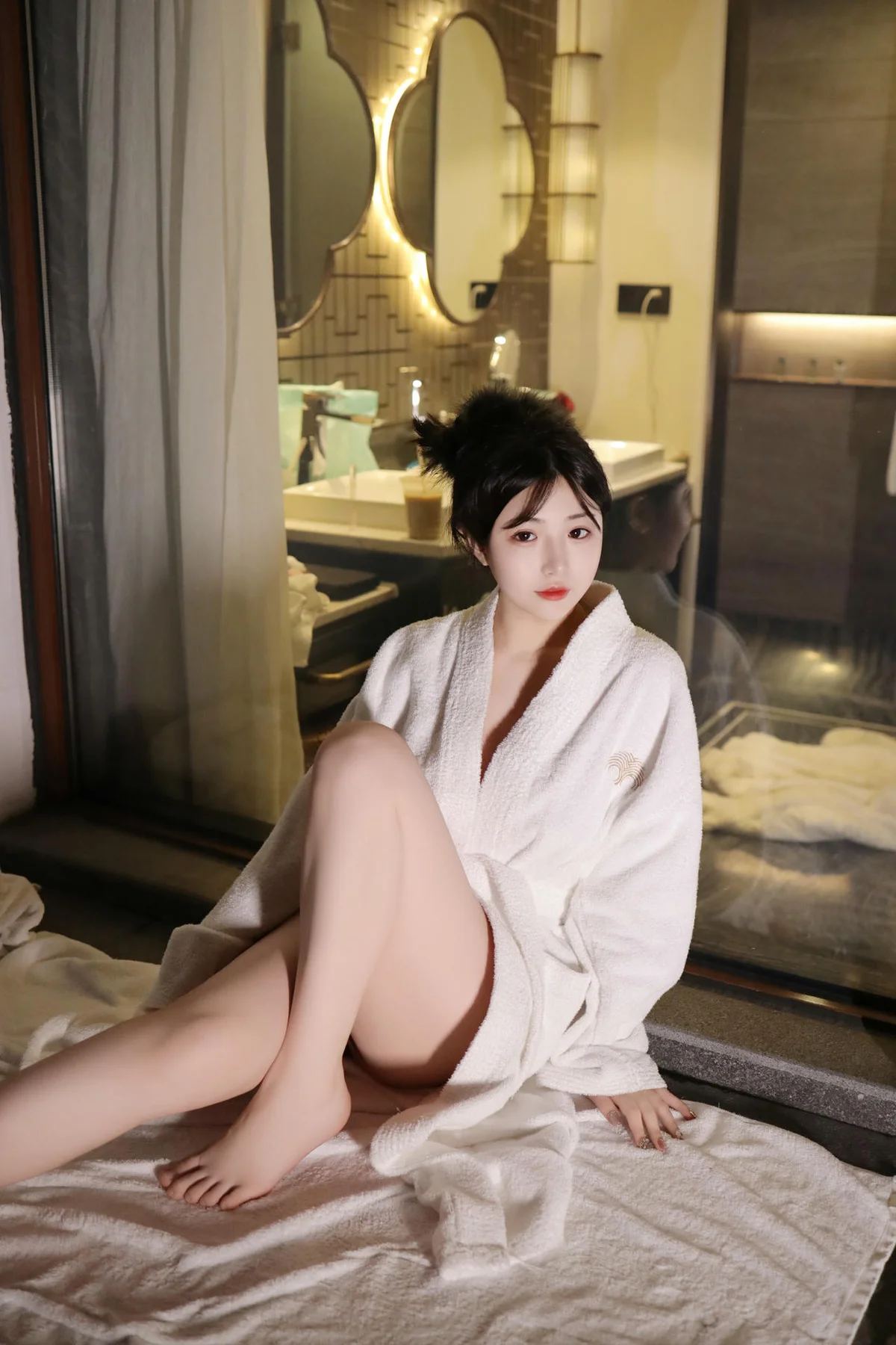 图片[4]-XiuRen 秀人 No.N020 陈小花睡袍玉体玉足写真 – [新秀人套图] [71P]-COS世界