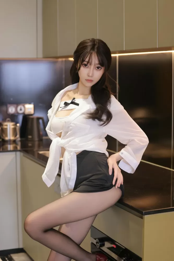 图片[4]-XiuRen 秀人 No.N266 玥儿玥黑短裙黑丝 – [新秀人套图] [65P]-COS世界