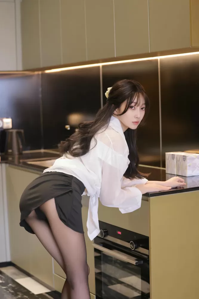图片[5]-XiuRen 秀人 No.N266 玥儿玥黑短裙黑丝 – [新秀人套图] [65P]-COS世界